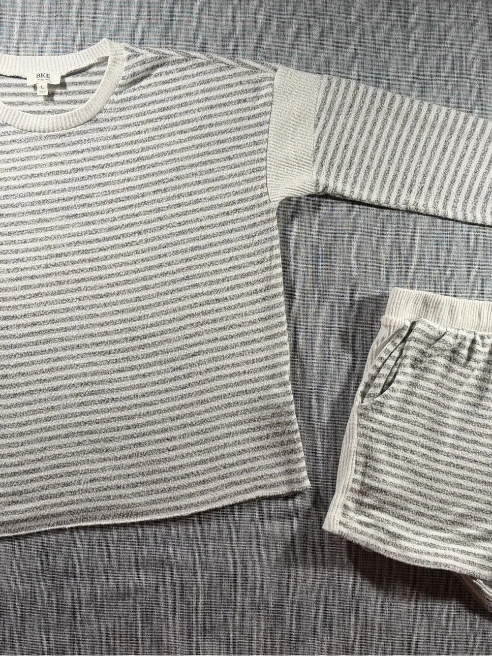 BKE Youth Gray & Ivory Striped Knit Lounge Set